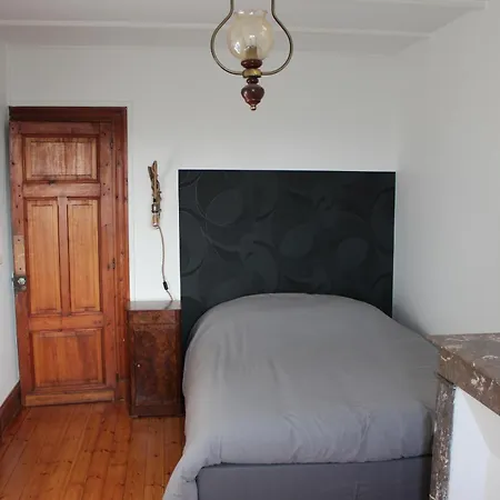 Bed & Breakfast Oasis De Compostelle